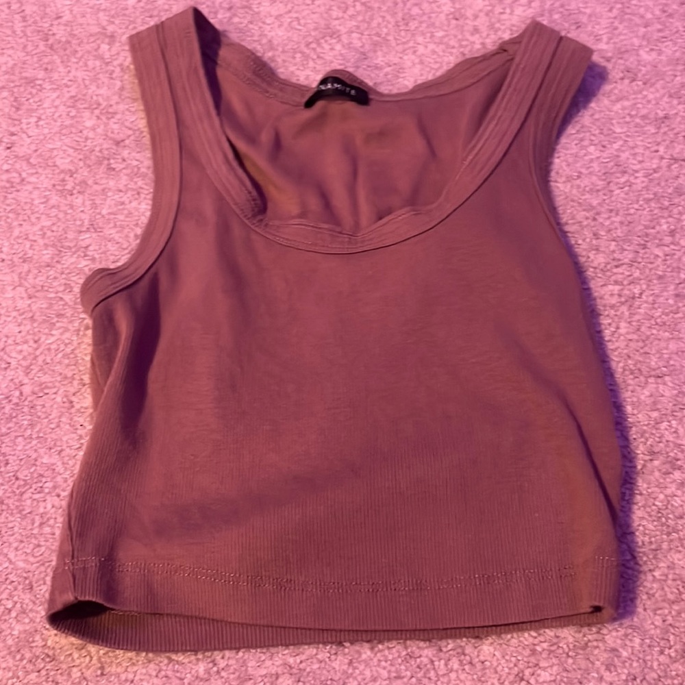 cropped tank top